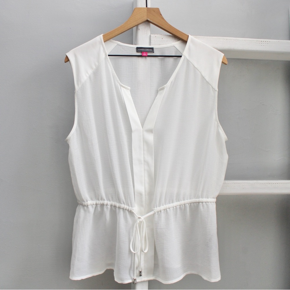 Vince Camuto Women's White Sleeveless Ruffled V-Neck Peplum Blouse Top Sz Large